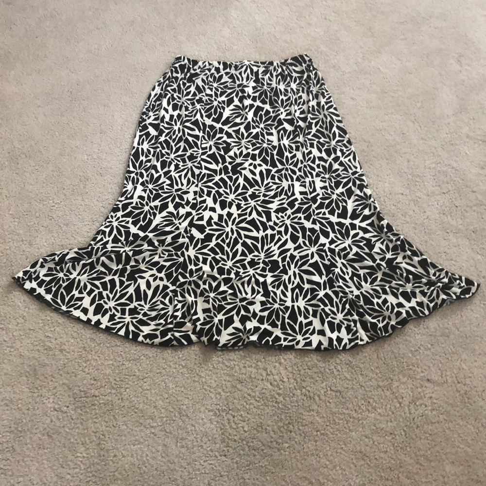 Women’s Briggs New York large skirt